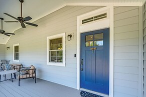 Distinctive Hamptons Home w/ Pool Near Bay, Ocean