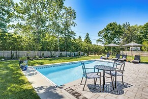 Distinctive Hamptons Home w/ Pool Near Bay, Ocean