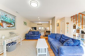 Walk to Bethany Beach Boardwalk: Coastal Retreat