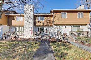 Walk to Bethany Beach Boardwalk: Coastal Retreat