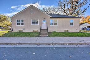 Mpls Duplex w/ Wifi & Kitchen: 5 Mi to Dtwn!