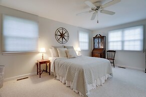 Westerly Retreat ~ 1/4 Mi to Private Beach!