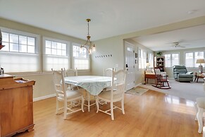 Westerly Retreat ~ 1/4 Mi to Private Beach!