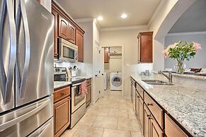 College Station Townhouse w/ Private Patio