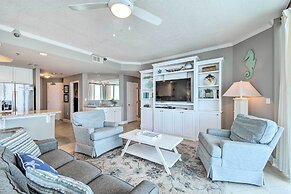 Beachside Corner-unit Condo in Gulf Shores!