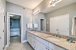 Beachside Corner-unit Condo in Gulf Shores!