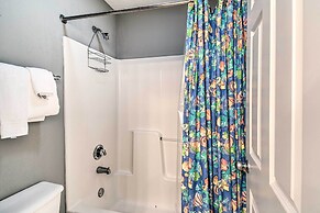 Beachside Corner-unit Condo in Gulf Shores!