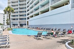 Beachside Corner-unit Condo in Gulf Shores!