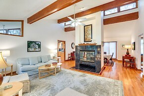 Spacious Kiawah Island Home w/ Deck, Walk to Beach