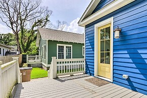 Lovely Mobile Retreat w/ Deck & Front Porch!