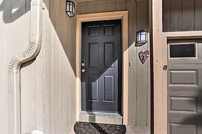 Mount Shasta Escape w/ Balcony ~ Walk to Dtwn