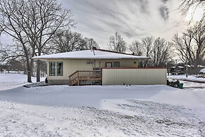 Pet-friendly Retreat w/ Deck: Steps to Marina!