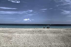 Hutchinson Island Condo: Community Amenities!