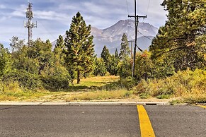 Cozy Studio Near Hiking & Skiing, Walk to Downtown