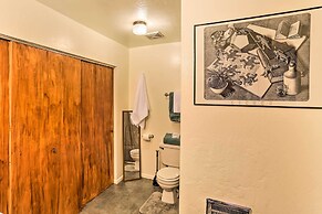 Cozy Studio Near Hiking & Skiing, Walk to Downtown