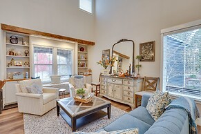 Cozy Bend Home - Walk to Old Mill District!