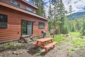 5 Mi to Ski Resort: Mtn-view Breck Home w/ Hot Tub