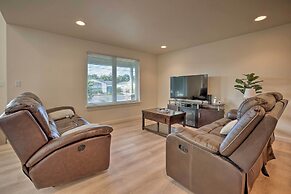 Spacious Bandon Getaway - 2 Blocks to Ocean!