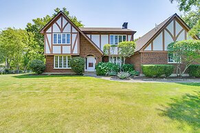 Bike & Kayak: Lakefront Prospect Heights Home