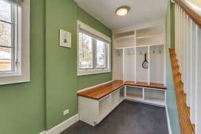 Bike & Kayak: Lakefront Prospect Heights Home