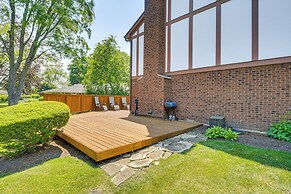 Bike & Kayak: Lakefront Prospect Heights Home