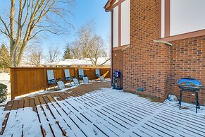 Bike & Kayak: Lakefront Prospect Heights Home