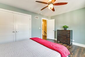 Bike & Kayak: Lakefront Prospect Heights Home