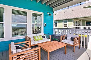 Peaceful Galveston Getaway w/ Deck: Walk to Beach