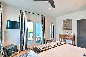 Peaceful Galveston Getaway w/ Deck: Walk to Beach