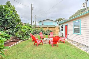 Great Shared Outdoor Area at 'the Hideaway!'