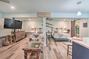 Great Shared Outdoor Area at 'the Hideaway!'