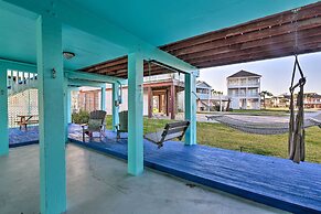 Cozy Galveston Beach House - Walk to the Gulf!