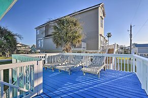 Cozy Galveston Beach House - Walk to the Gulf!