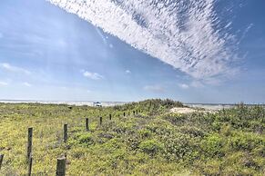 Galveston Beachfront House w/ Deck & Ocean Views!