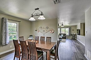 Spacious + Modern Family Duplex in Galveston!