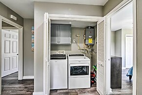 Spacious + Modern Family Duplex in Galveston!