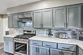 Spacious + Modern Family Duplex in Galveston!