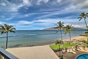 Beachfront Kihei Sanctuary w/ Lanai & Ocean Views!