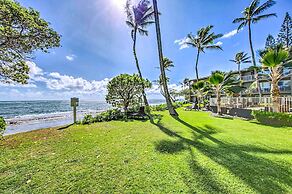 Waipouli Beachfront Condo w/ Balcony + Ocean Views