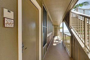Waipouli Beachfront Condo w/ Balcony + Ocean Views