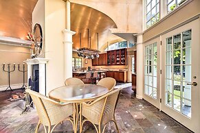 Lovely Brookfield Home w/ Private Deck & Views