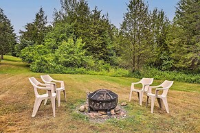 Finger Lakes Retreat w/ Sunroom, Fire Pit & Bbq!