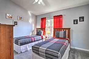 4 Mi to Disney World: Kissimmee Resort Retreat!