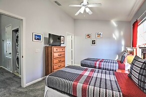 4 Mi to Disney World: Kissimmee Resort Retreat!