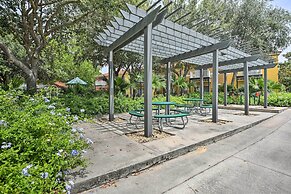 5 Mi to Disney World: Townhome w/ Resort Amenities