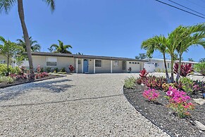 Waterfront Bradenton Home: Heated Pool & Fire Pit