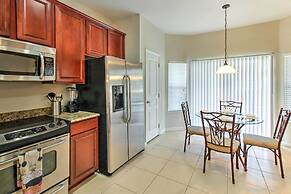 Spacious Kissimmee Villa - 3 Mi to Disney World!