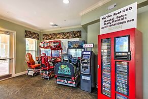 Spacious Kissimmee Villa - 3 Mi to Disney World!