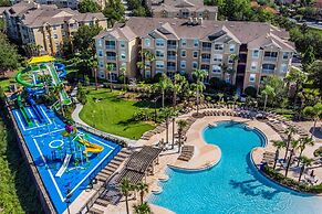 Spacious Kissimmee Villa - 3 Mi to Disney World!