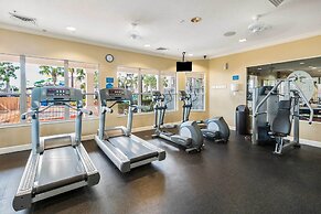 Spacious Kissimmee Villa - 3 Mi to Disney World!